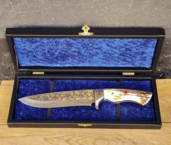 mahmutogluav av malzemeleri Yavuz bıçak 32 cm N690 çelik 24 ayar altın kaplama gravürlü av bıçağı ürün görseli
