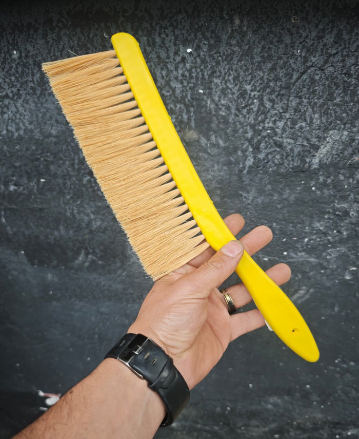 mahmutogluav av malzemeleri Yerli üretim Plastik saplı arıcı fırçası ürün görseli